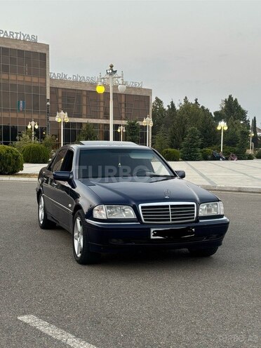 Mercedes C 180 1997, 300,000 km - 1.8 l - Ucar