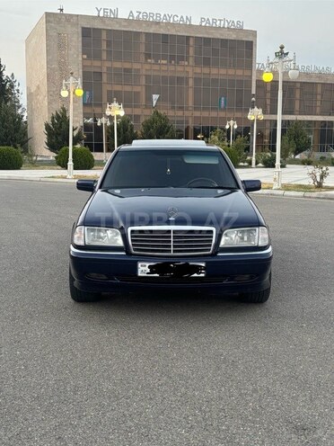 Mercedes C 180 1997, 300,000 km - 1.8 l - Ucar