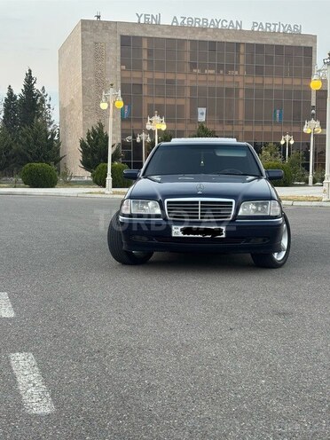 Mercedes C 180 1997, 300,000 km - 1.8 l - Ucar