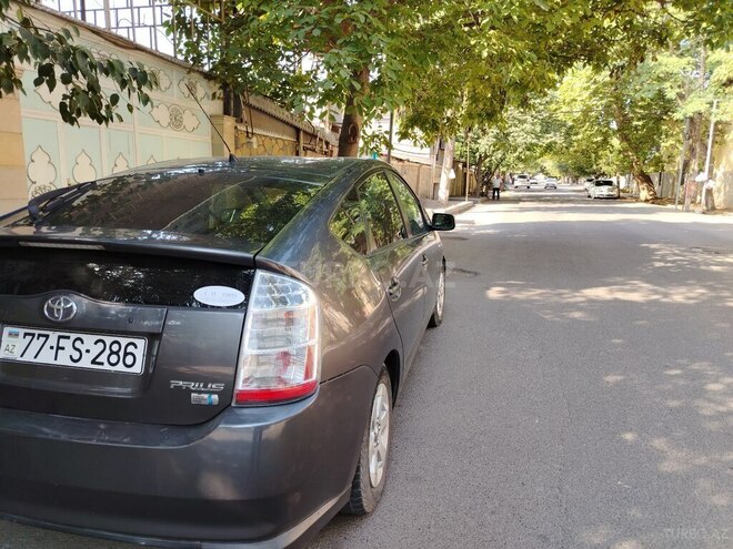 Toyota Prius 2006, 321,869 km - 1.5 l - Gəncə