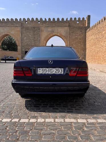 Mercedes E 200 1999, 416,000 km - 2.0 l - Bakı
