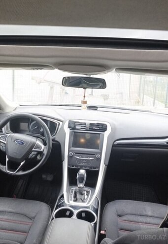 Ford Fusion (North America) 2013, 240,000 km - 1.6 л - Bakı