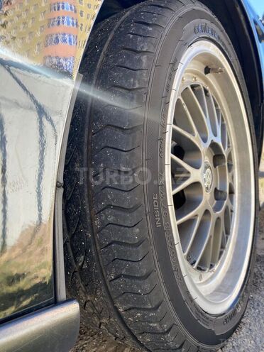 BMW 540 1998, 390,000 km - 4.4 l - Sumqayıt