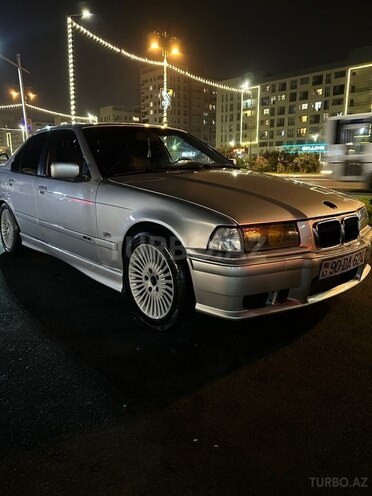 BMW 320 1993, 350,000 km - 2.0 l - Sumqayıt