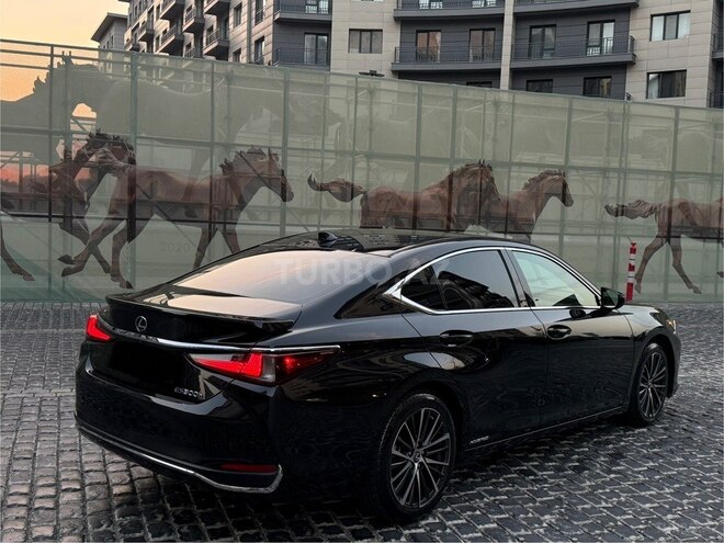 Lexus ES 300h 2022, 140,000 km - 2.5 l - Bakı