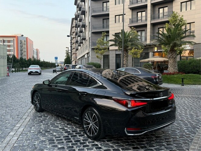 Lexus ES 300h 2022, 140,000 km - 2.5 l - Bakı