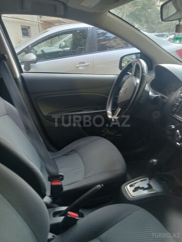 Mitsubishi Attrage 2017, 98,000 km - 1.2 l - Bakı