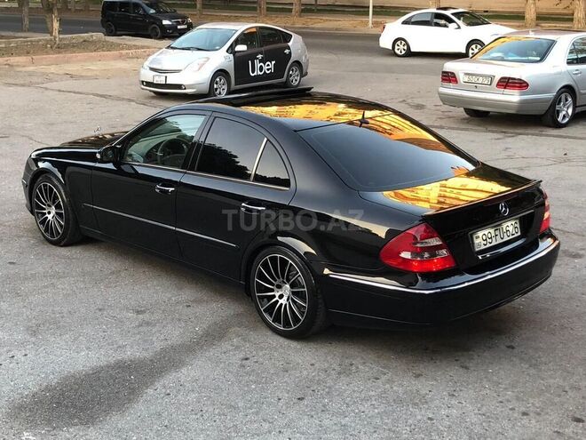 Mercedes E 320 2002, 300,000 km - 3.2 l - Bakı