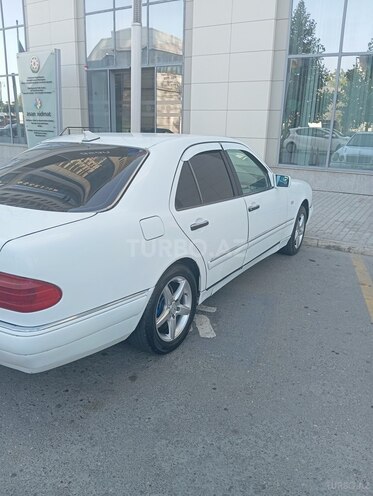 Mercedes E 230 1995, 450,000 km - 2.3 l - Bakı