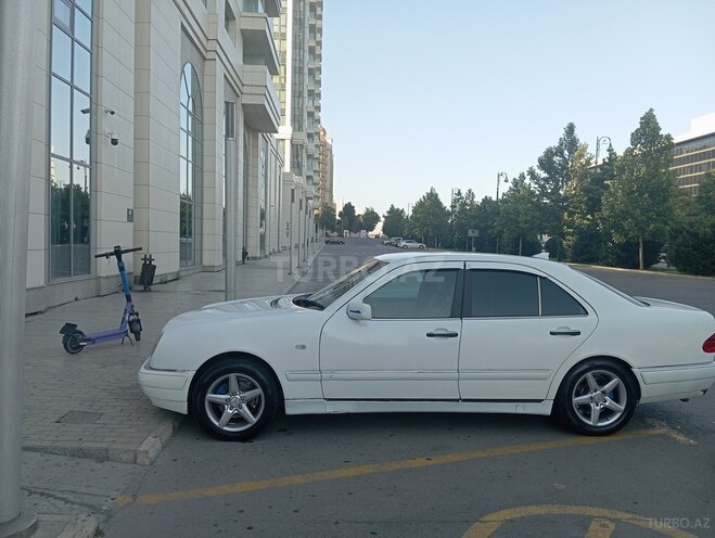 Mercedes E 230 1995, 450,000 km - 2.3 l - Bakı