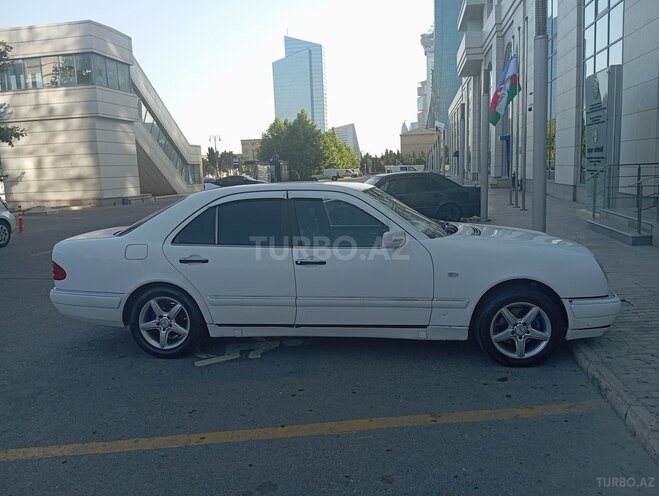 Mercedes E 230 1995, 450,000 km - 2.3 l - Bakı
