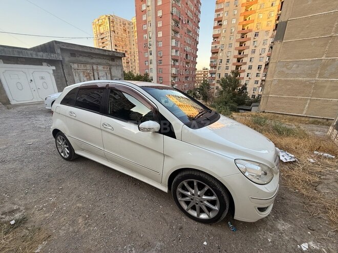 Mercedes B 170 2007, 149,000 km - 1.7 л - Bakı