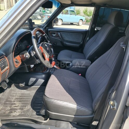 GAZ 31105 2005, 194,000 km - 2.4 l - Tovuz