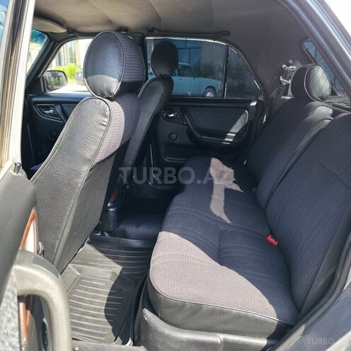 GAZ 31105 2005, 194,000 km - 2.4 l - Tovuz