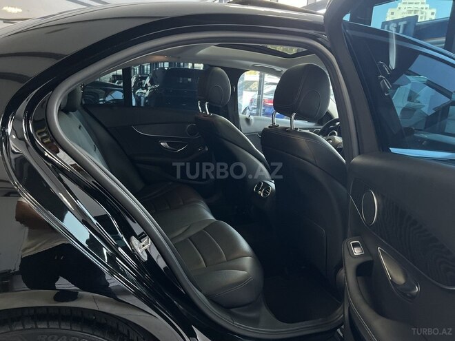 Mercedes C 300 2017, 70,000 km - 2.0 л - Bakı