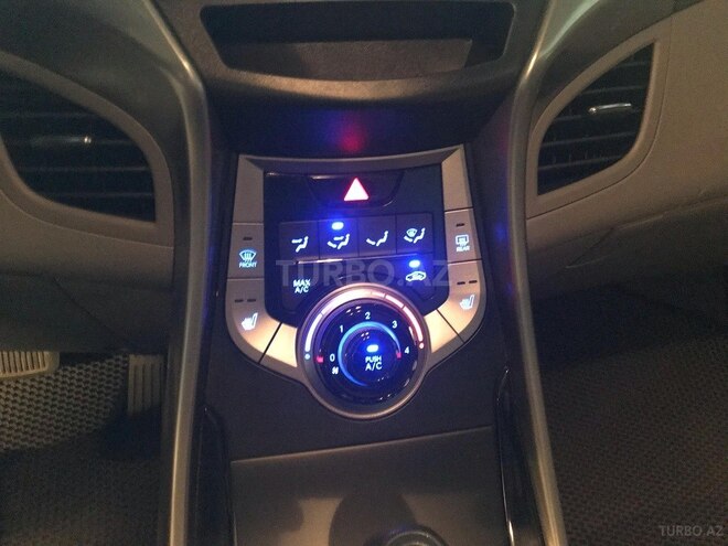 Hyundai Elantra 2013, 261,000 km - 1.8 l - Bakı