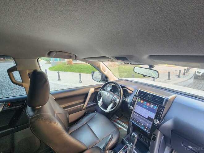 Toyota Land Cruiser Prado 2012, 244,000 km - 3.0 л - Bakı