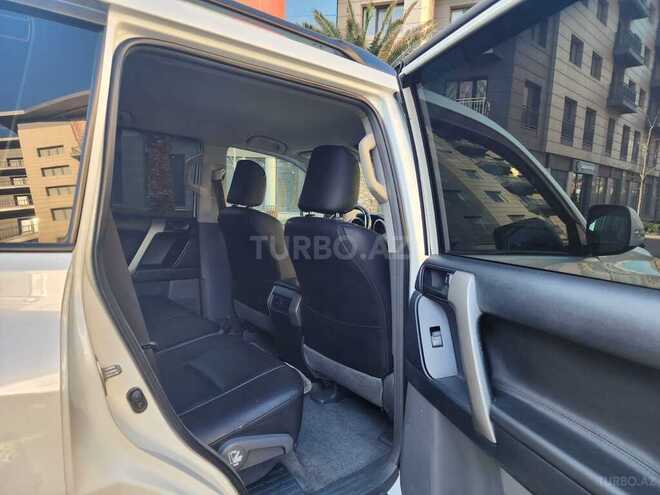 Toyota Land Cruiser Prado 2012, 244,000 km - 3.0 л - Bakı