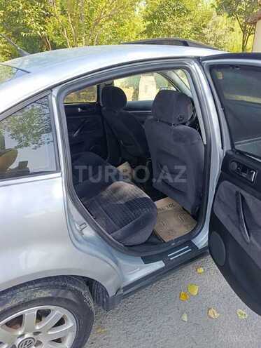 Volkswagen Passat 2002, 386,501 km - 1.8 l - Göyçay