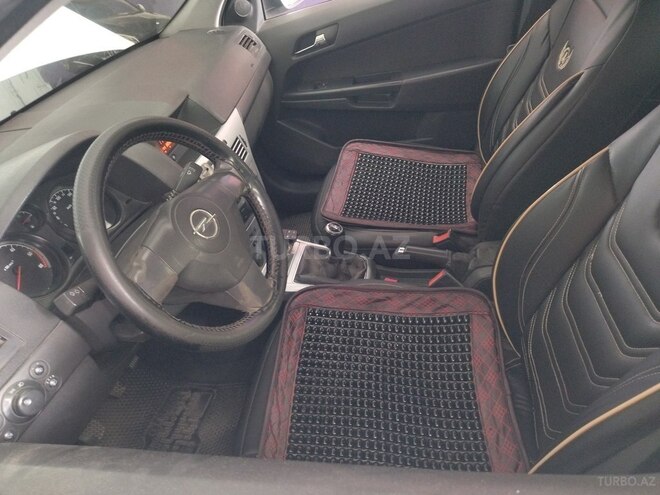 Opel Astra 2009, 600,120 km - 2.0 l - Bakı
