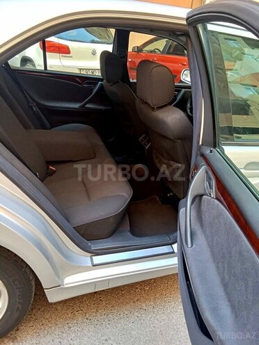 Mercedes E 240 2000, 267,845 km - 2.6 л - Bakı