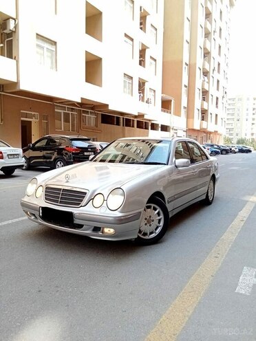 Mercedes E 240 2000, 267,845 km - 2.6 л - Bakı