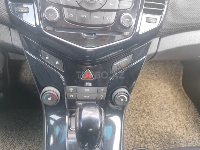 Chevrolet Cruze 2013, 320,000 km - 1.4 л - Bakı