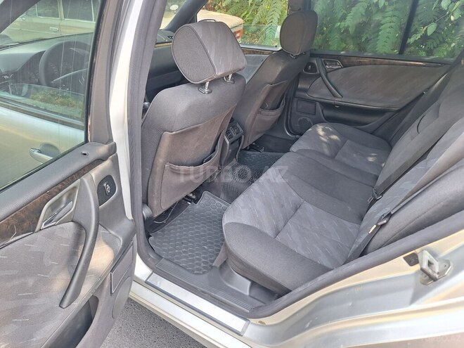 Mercedes E 270 2000, 563,652 km - 2.7 l - Şəki