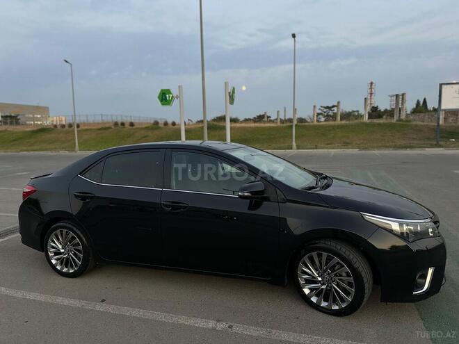 Toyota Corolla 2014, 197,000 km - 1.6 l - Bakı