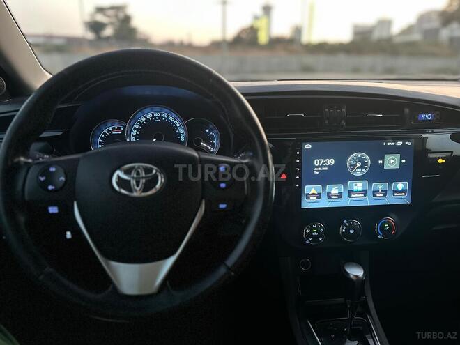 Toyota Corolla 2014, 197,000 km - 1.6 l - Bakı