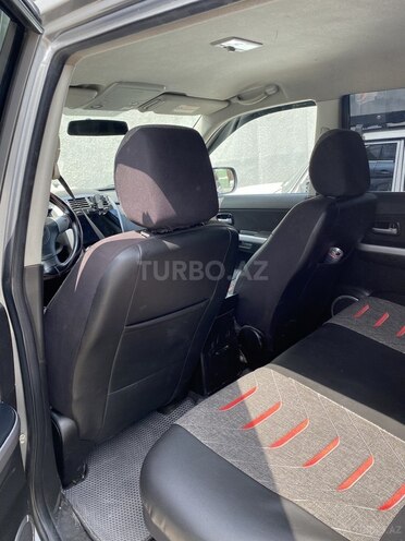 Suzuki Grand Vitara 2008, 225,000 km - 2.4 l - Bakı