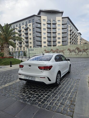 Kia Rio 2021, 111,000 km - 1.6 l - Bakı