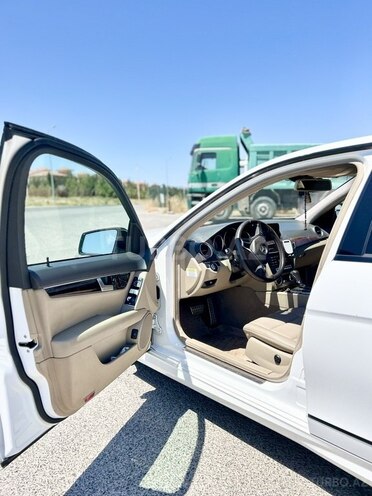 Mercedes C 250 2013, 271,000 km - 1.8 л - Bakı