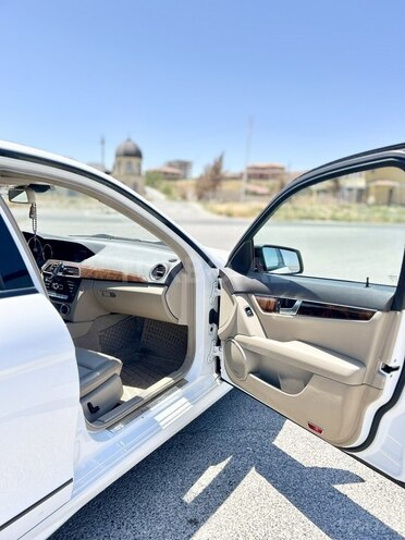 Mercedes C 250 2013, 271,000 km - 1.8 л - Bakı