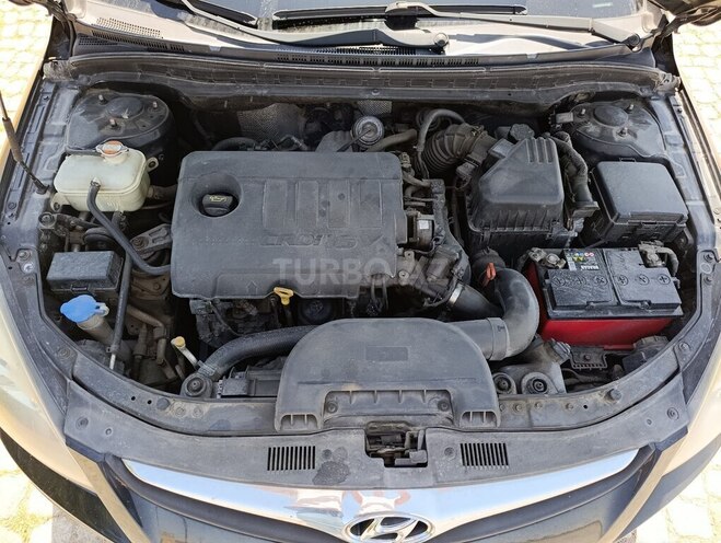 Hyundai i30 2011, 239,000 km - 1.6 l - Bakı