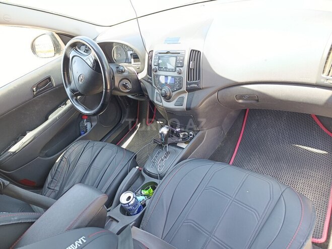 Hyundai i30 2011, 239,000 km - 1.6 l - Bakı