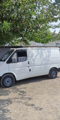 Ford Transit 1998, 466,000 km - 2.4 л - Quba