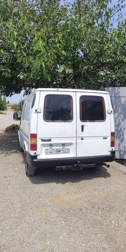 Ford Transit 1998, 466,000 km - 2.4 л - Quba