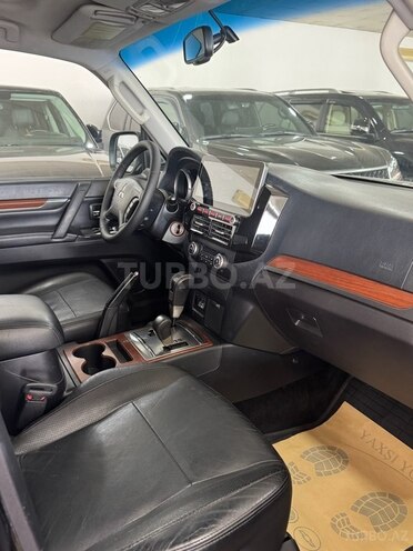 Mitsubishi Pajero 2007, 178,000 km - 3.0 л - Bakı