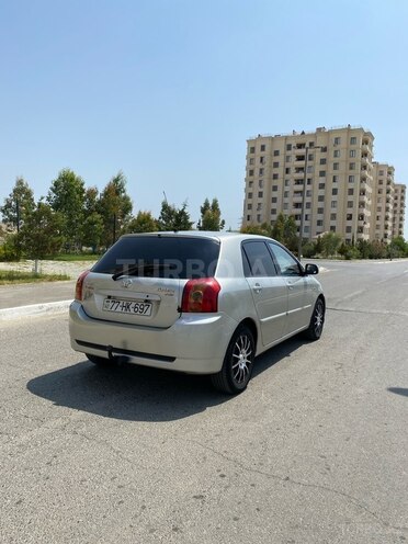Toyota Corolla 2006, 273,000 km - 1.4 l - Şirvan
