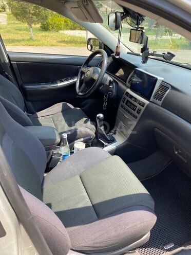 Toyota Corolla 2006, 273,000 km - 1.4 l - Şirvan