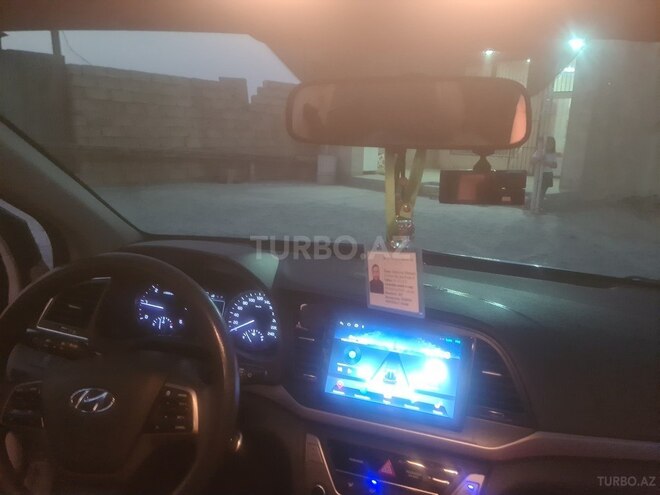 Hyundai Avante 2017, 174,000 km - 1.6 l - Bakı
