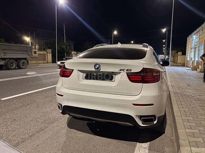 BMW M6 2012, 21,000 km - 4.4 l - Bakı