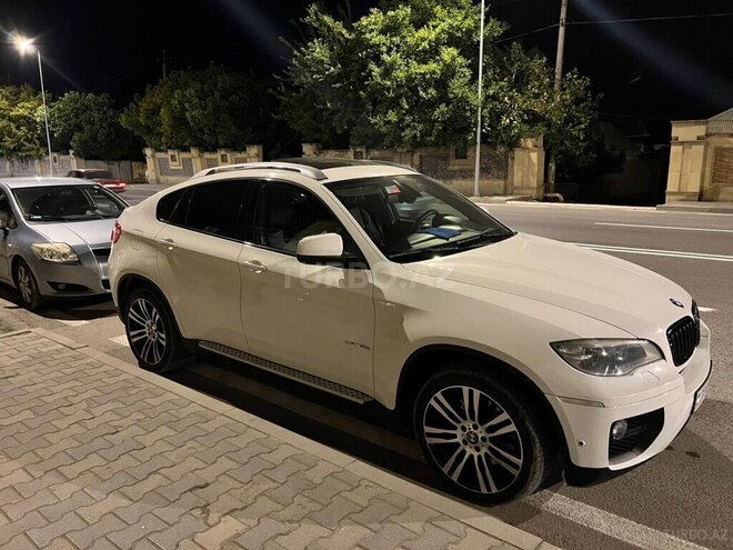 BMW M6 2012, 21,000 km - 4.4 l - Bakı