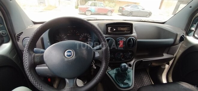 Fiat Doblo 2003, 235,000 km - 1.9 l - Bakı