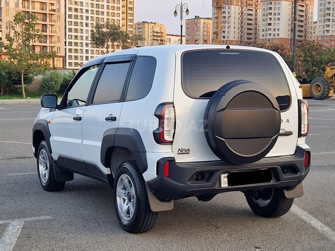 LADA (VAZ) Niva Travel 2024, 42,555 km - 1.7 л - Bakı