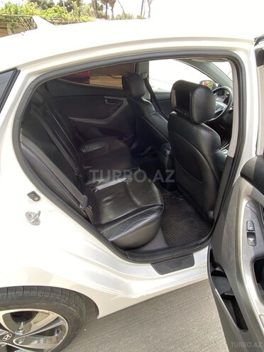 Hyundai Elantra 2011, 174,470 km - 1.8 l - Bakı