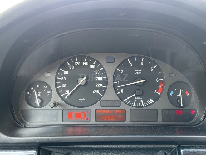 BMW 528 1996, 220,000 km - 2.8 l - Bakı