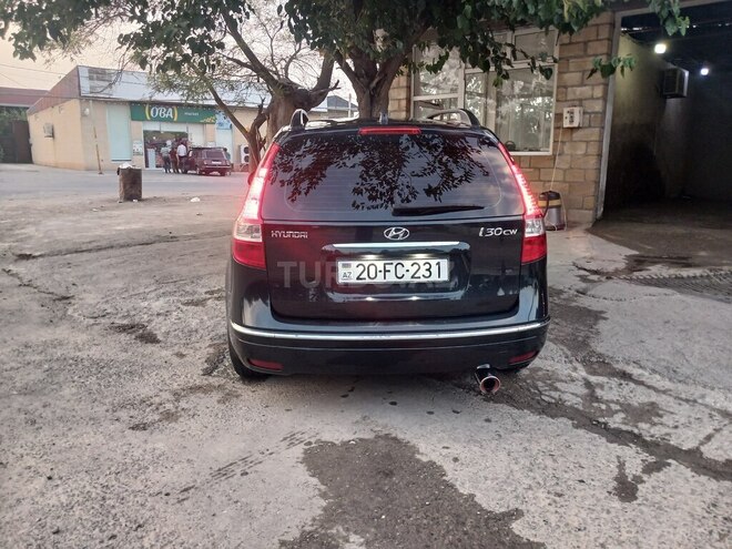 Hyundai i30 2009, 284,795 km - 1.4 л - Tovuz