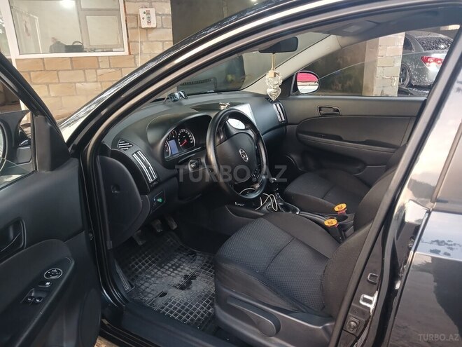 Hyundai i30 2009, 284,795 km - 1.4 л - Tovuz